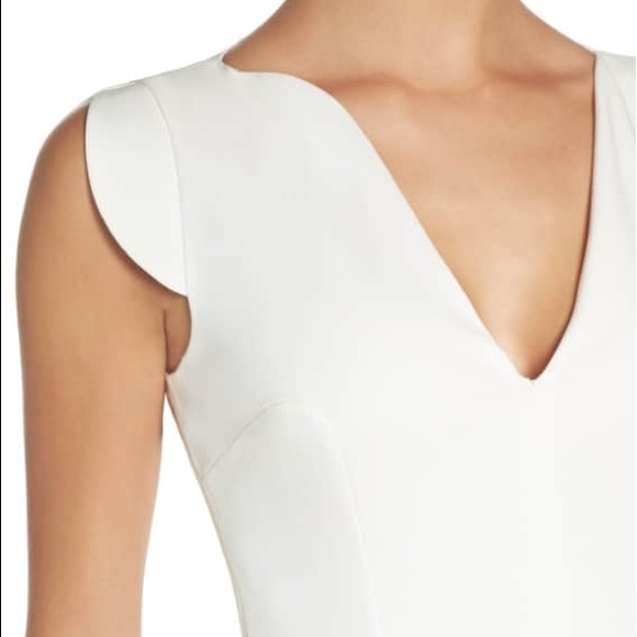 French Connection ‘Lolo' Stretch Sheath Dress - Picture 4 of 8